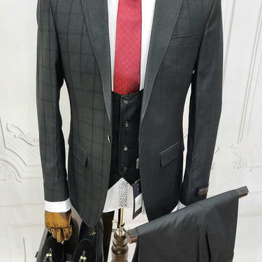 Plaid-Slim Fit Single Button Three Piece Classic suit with single breasted vest